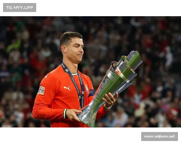 哈谢克谈捷克失利直言球队需学习C罗精神与关键时刻的决定性作用 哈谢克谈捷克失利直言球队需学习C罗精神与关键时刻的决定性作用